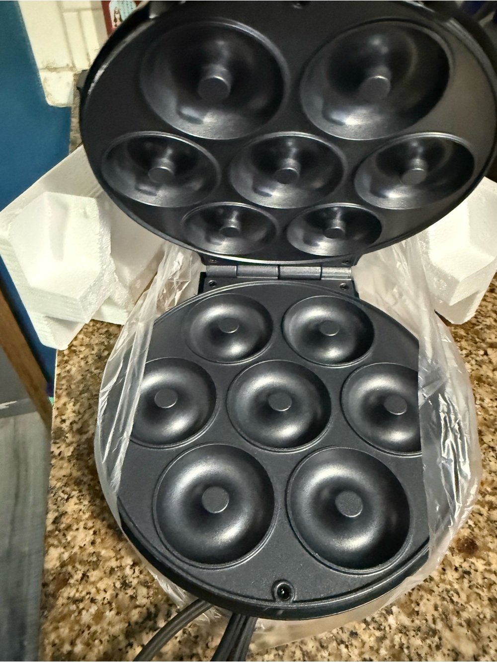 Mini donut maker